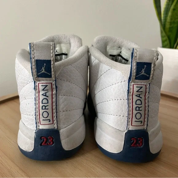 Jordan 12 Retro - Baby Sneakers 
French Blue (2016) - Picture 7 of 14